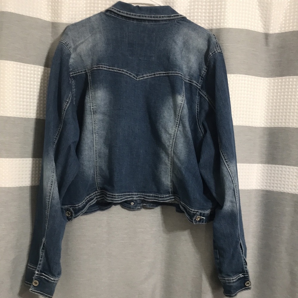 Jean jacket - Picture 4 of 4